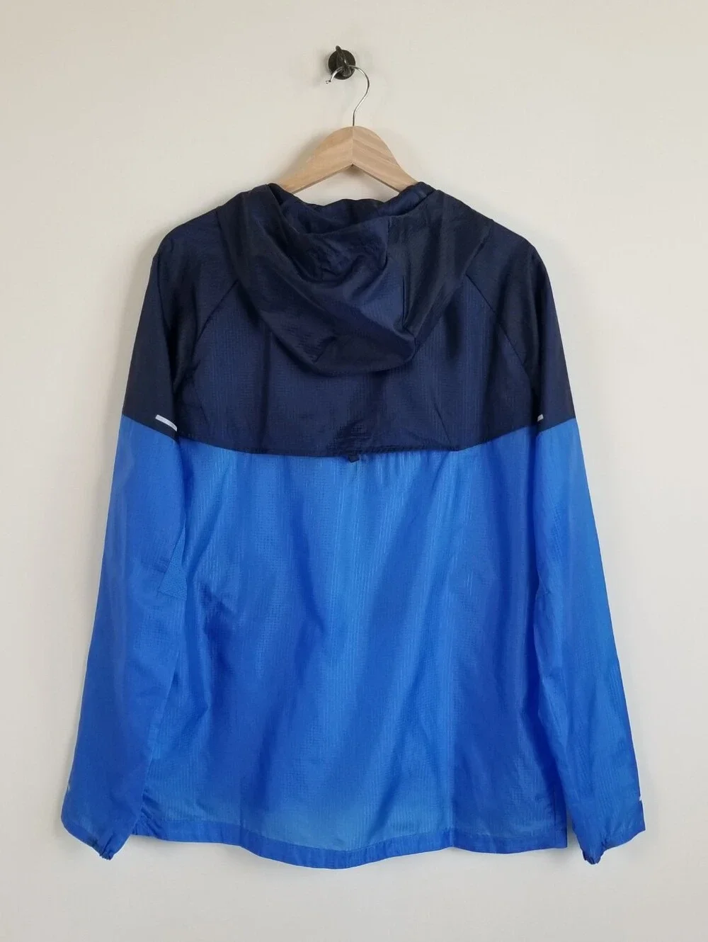 Nike Running Hooded Jacket Size Large